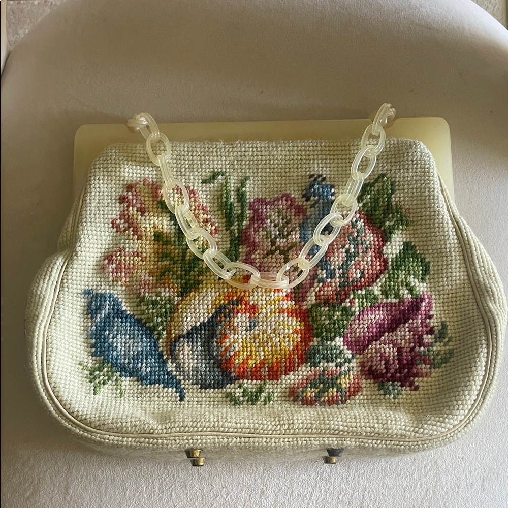 Floral Embroidered Women’s Bag with Chain Handle